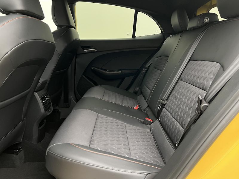 MG MG3 EXCLUSIVE HYBRID+ AUT CZ 1.maj - fotka 6 z 33