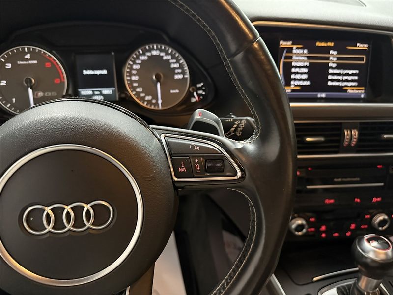 Audi SQ5 3,0   TDI 313HP QUATTRO BI-XEN - fotka 10 z 41