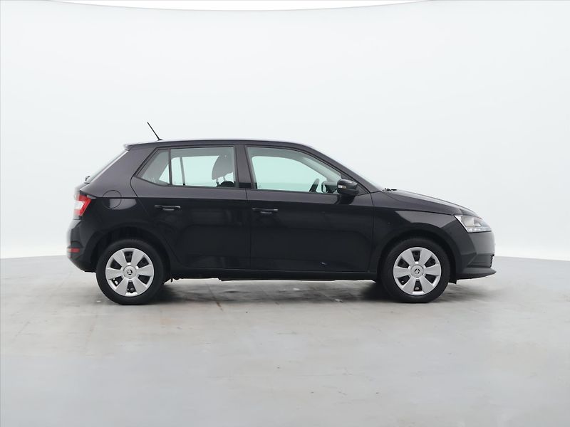 Škoda Fabia 1,0 MPI 44kW 14'390KM CZ - fotka 8 z 25