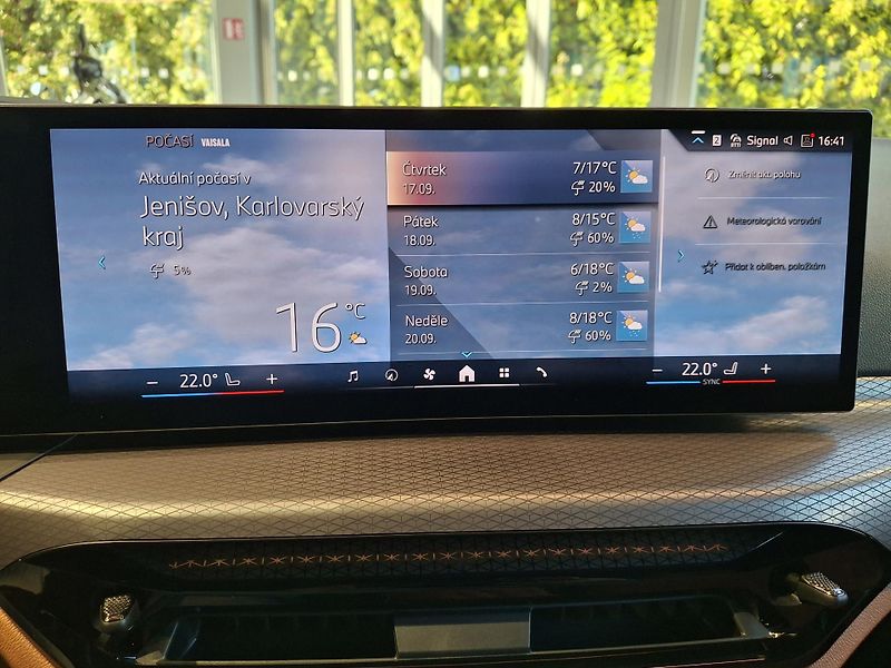 BMW Řada 3 320d xDrive Touring M-Sport - fotka 29 z 37