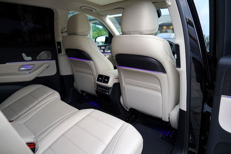 Mercedes-Benz GLS 580 4Matic/AMG/21/HUD/ČR - fotka 32 z 49