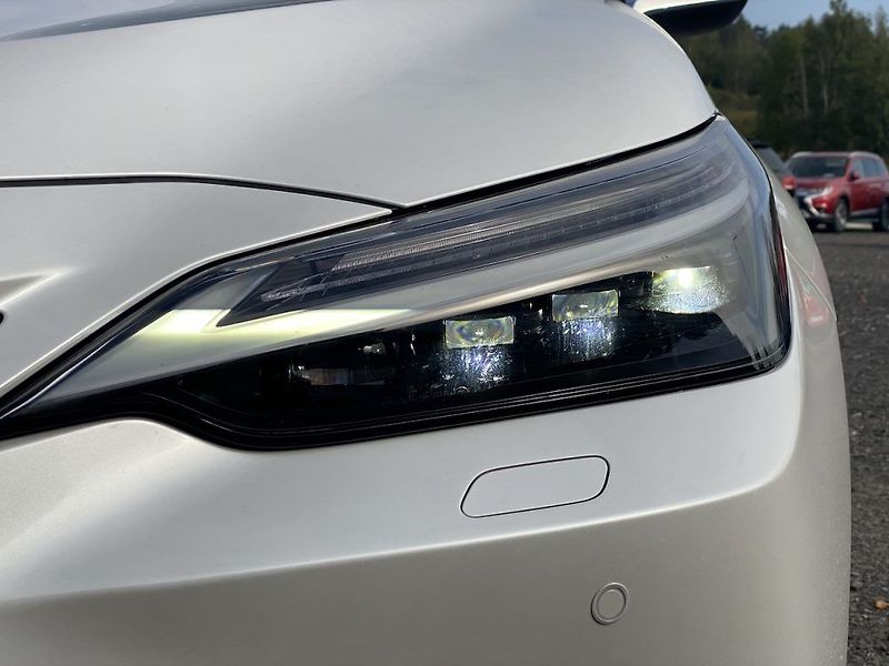 Lexus NX 350h 2.5HEV, ČR, ExecutiveTOP, 4x4 - fotka 7 z 40
