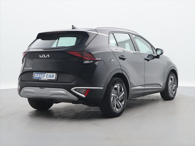 Kia Sportage 1,6 CRDi 100kW Exclusive DCT - fotka 7 z 29