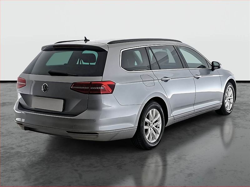 Volkswagen Passat (2019) 1.6 TDI, Automat, Navi - fotka 5 z 27