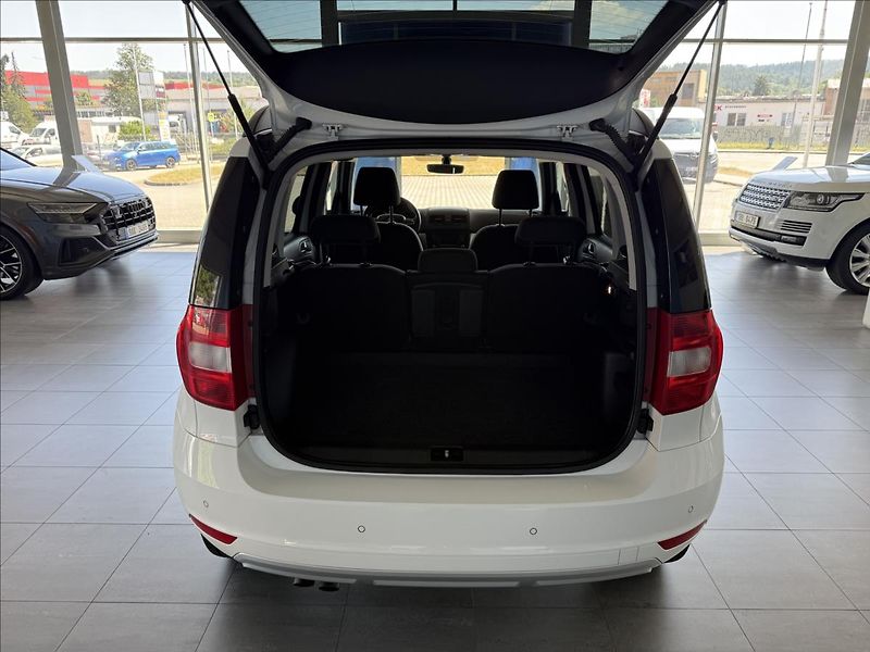 Škoda Yeti 2,0   TDI,4x4,PŮVOD ČR,2.MAJIT - fotka 21 z 23