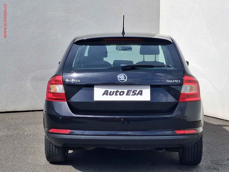 Škoda Rapid (2013) 1.2 TSi, Ambition - fotka 5 z 16