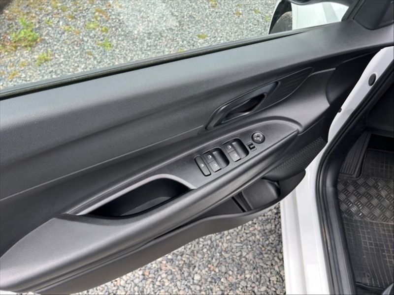 Hyundai i20 1,0 T-GDI 74 Co.Club AT - fotka 11 z 11