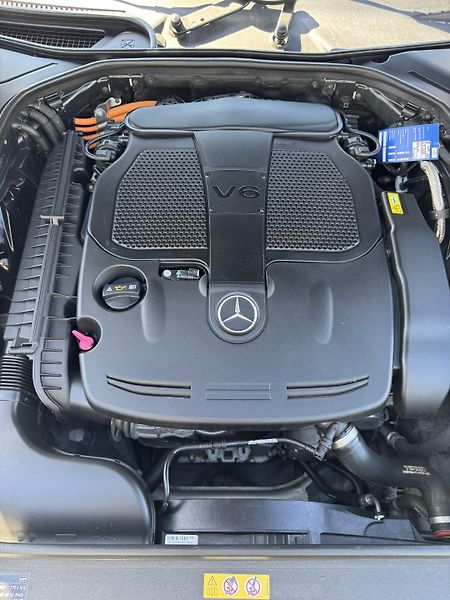 Mercedes-Benz Třídy S (2015) S400L HYBRID AMG 4M AIR PANO - fotka 13 z 21