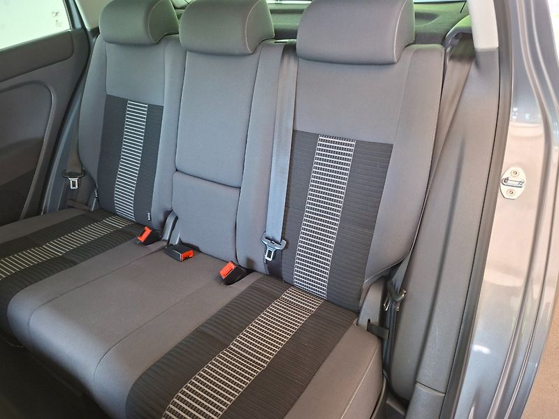 Volkswagen Golf Plus 1.4i 59kW UNITED - fotka 30 z 50