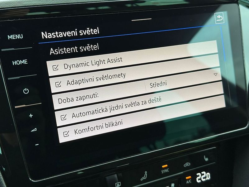 Volkswagen Passat 2.0TDI 110kW DSG IQ Weba Tažné - fotka 11 z 16