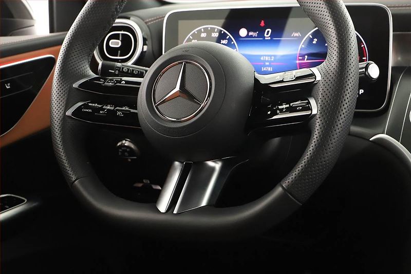 Mercedes-Benz GLC (2025) 220 d 4MATIC, AMG Line - fotka 27 z 28