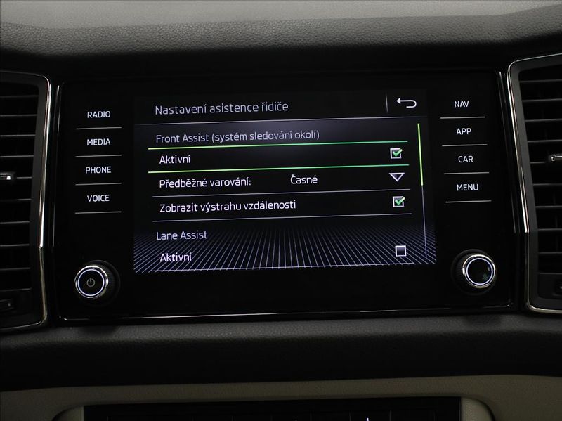 Škoda Kodiaq 2,0 TDI 140kW DSG 4x4 Style DP - fotka 13 z 29