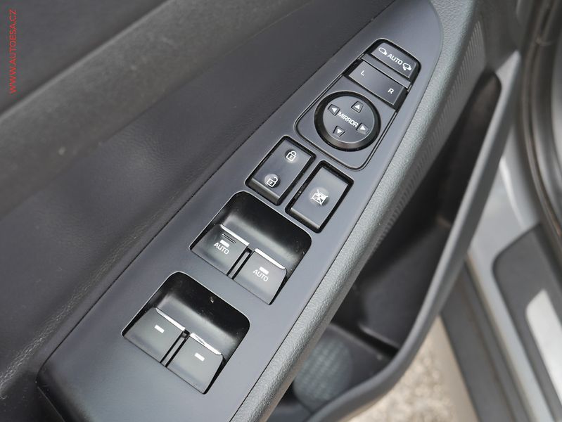 Hyundai Tucson (2020) 1.6T-GDi 4x4, ČR, Navi, kůže - fotka 22 z 25