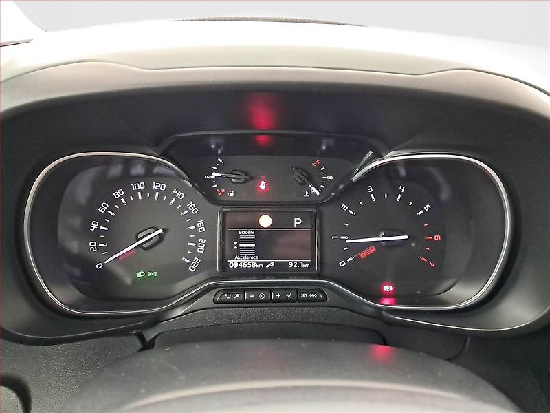 Citroën Berlingo (2020) Maxi Feel 1.5 BlueHDi, 5Míst - fotka 11 z 19