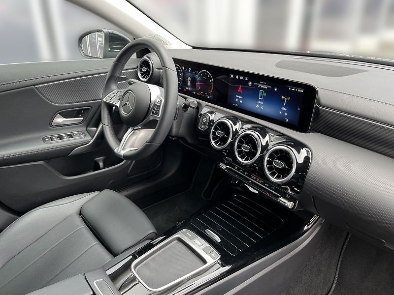 Mercedes-Benz CLA Třída 200 Shooting Brake Progr - fotka 19 z 21