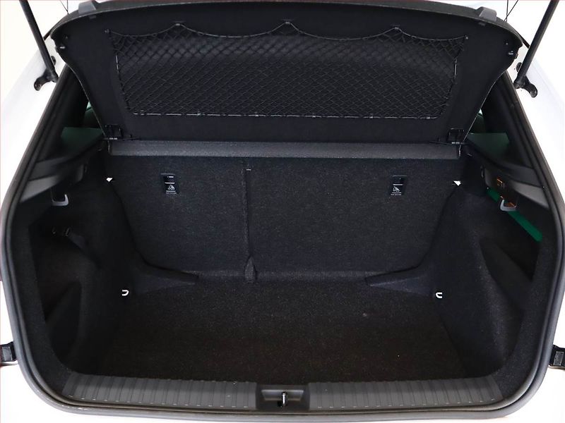 Škoda Kamiq (2024) Monte Carlo 1.0 TSI - fotka 12 z 20