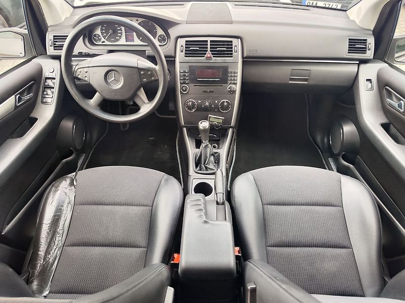 Mercedes-Benz Třídy B 180CDI/80kW Special Edition - fotka 11 z 21