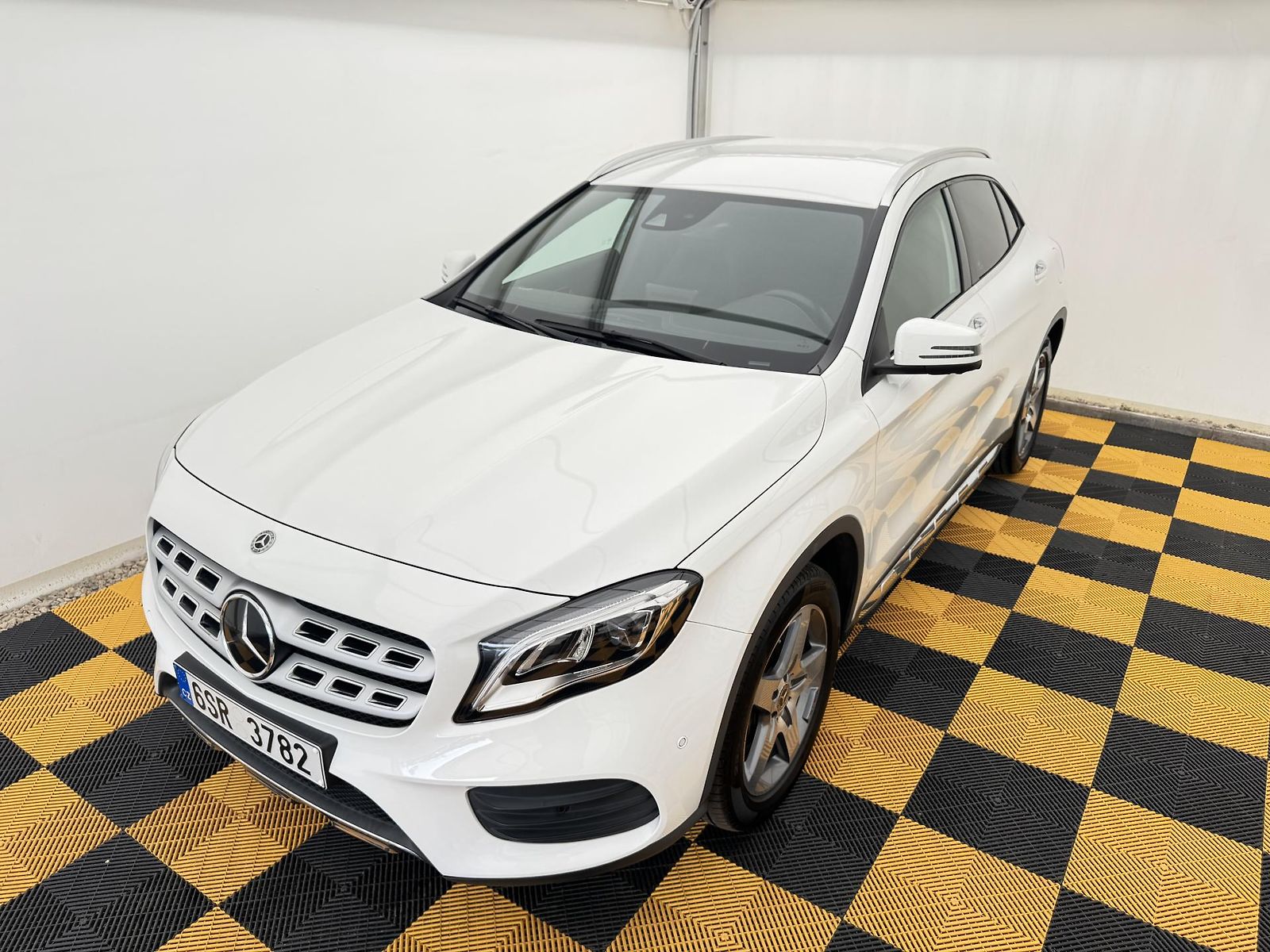 Mercedes-Benz GLA 220i*135kw*4x4*CZ*AMG