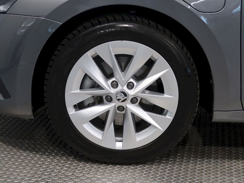 Škoda Octavia (2023) iV STYLE 1.4TSI 110KW DSG NAVI - fotka 12 z 41