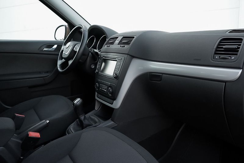 Škoda Yeti 1.4 TSI 90kW AMBITION - fotka 14 z 29
