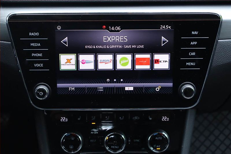 Škoda Superb (2019) Style 2.0 TDI, Automat - fotka 12 z 32