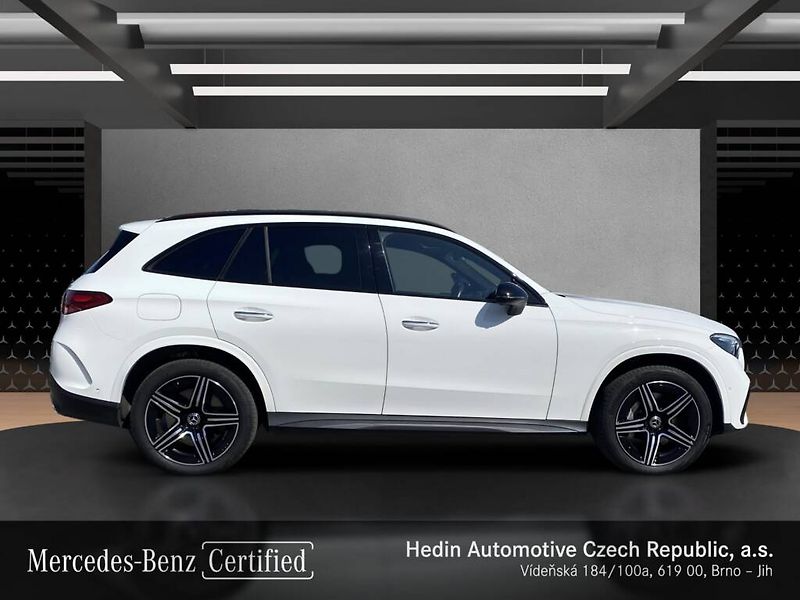 Mercedes-Benz GLC (2024) 300 de 4MATIC - fotka 6 z 29