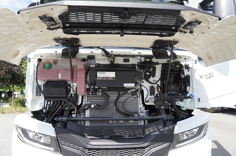 Iveco X-WAY (2026) AT280X46Y/PS / 2026 / 0 km - fotka 15 z 24