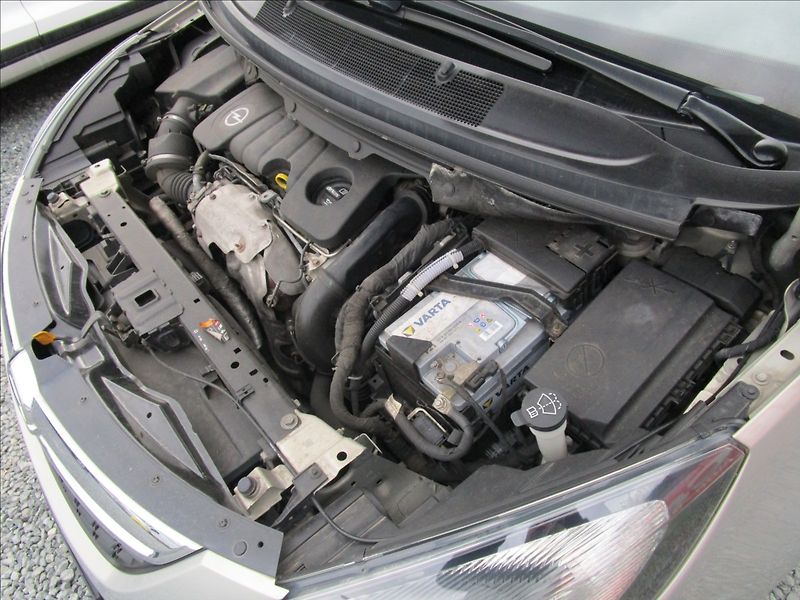 Opel Zafira Tourer 1.6CDTi aut. Klima, pan - fotka 40 z 42