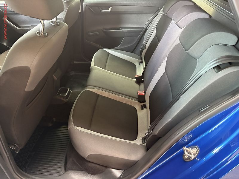 Škoda Fabia (2015) 1.2TSi, ČR, AC, temp, tažné - fotka 10 z 16