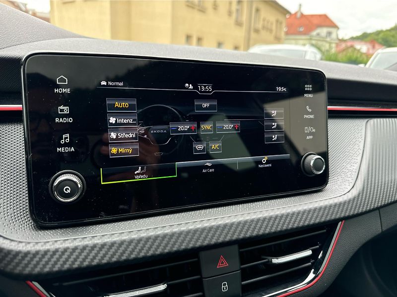 Škoda Scala Monte Carlo 1,0 TSI 85 kW 7-st - fotka 14 z 19