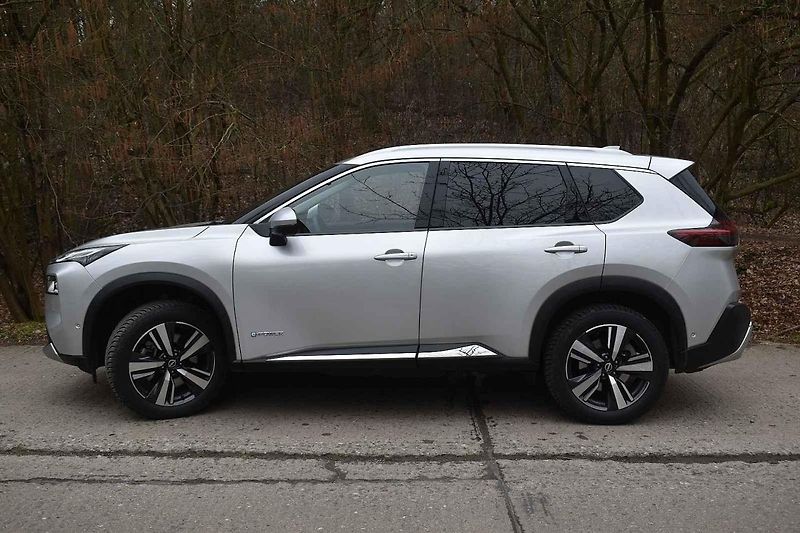 Nissan X-Trail zůstal věrný svým hodnotám i s jiným typem pohonu