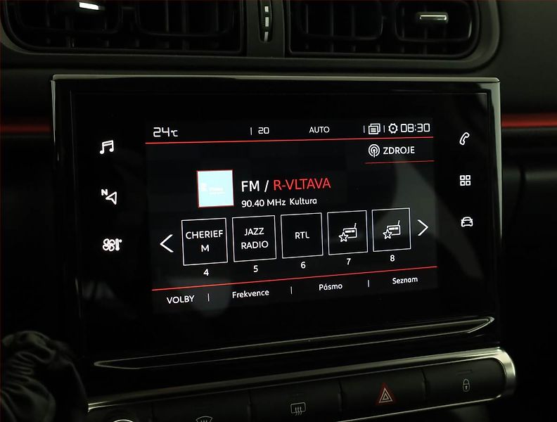 Citroën C3 (2021) 1.2 PureTech, Serv.kniha, Navi - fotka 14 z 18