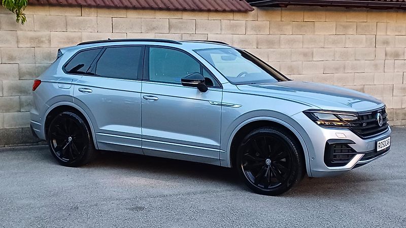Volkswagen Touareg R-LINE TDI 210kW-ČR-NEHAV-DPH- - fotka 3 z 39