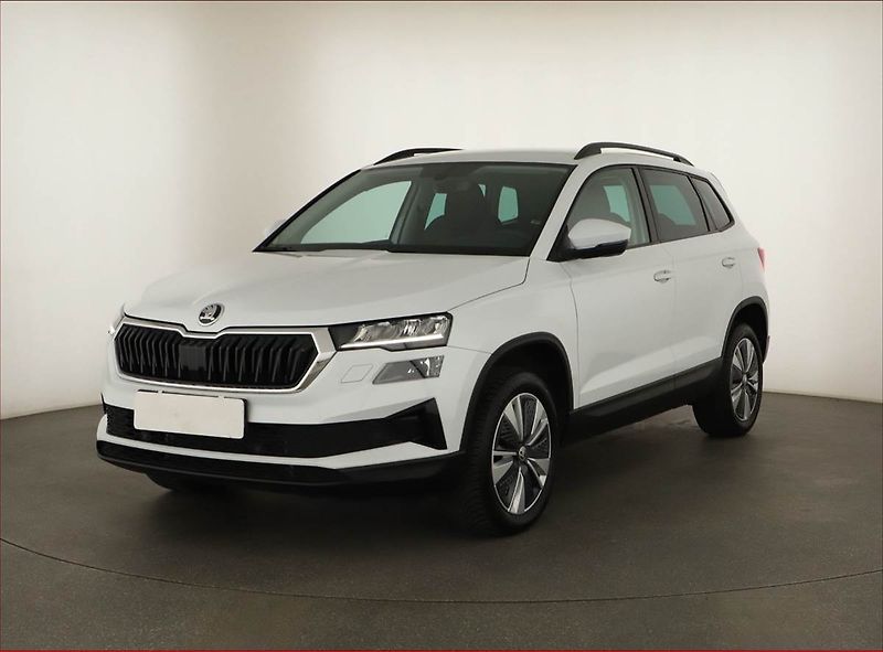 Škoda Karoq (2023) 1.5 TSI - fotka 2 z 20
