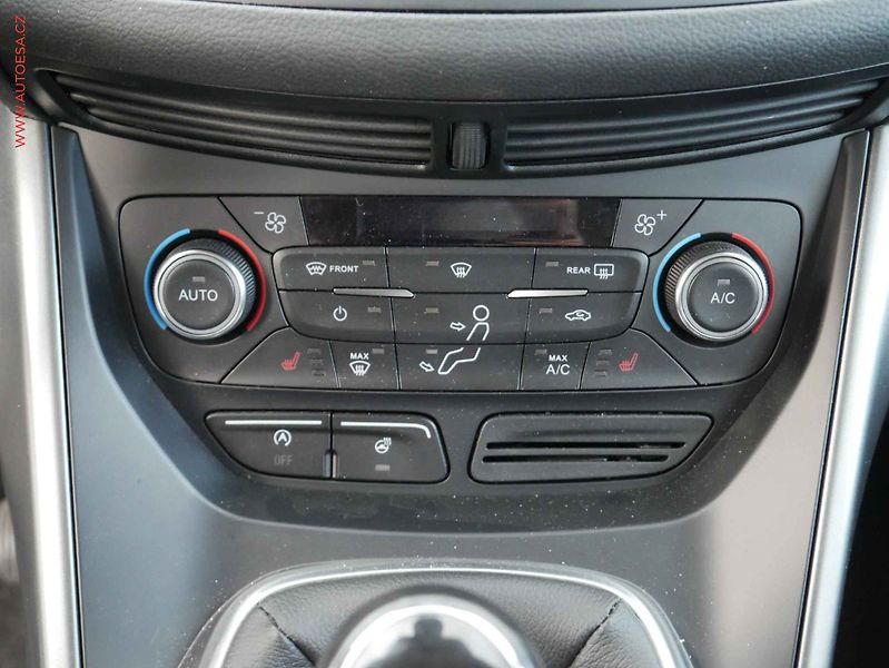 Ford Kuga (2019) 1.5 EcoBoost, Navi, TZ - fotka 15 z 19