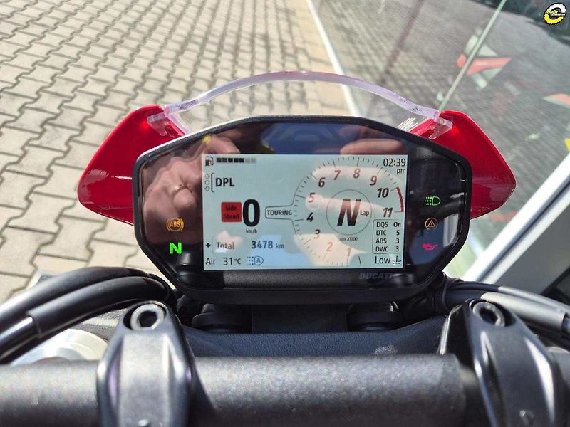 Ducati Monster (2021) - fotka 19 z 21