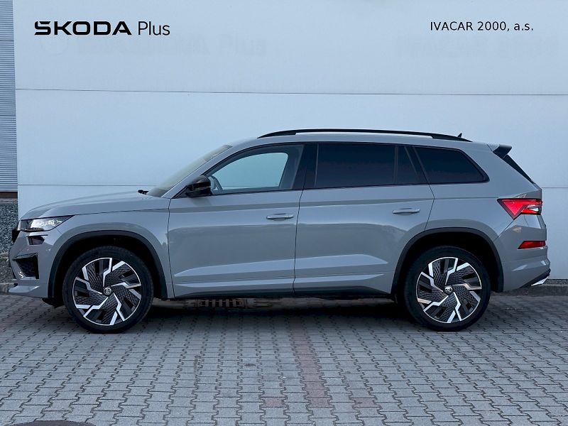 Škoda Kodiaq (2023) 2.0 TSI 180 kW RS 4x4 DSG - fotka 3 z 27