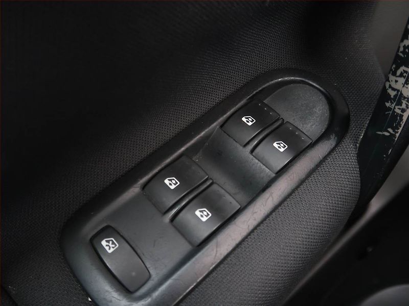 Renault Scénic (2007) 1.6 16V, po STK, Tažné - fotka 17 z 17