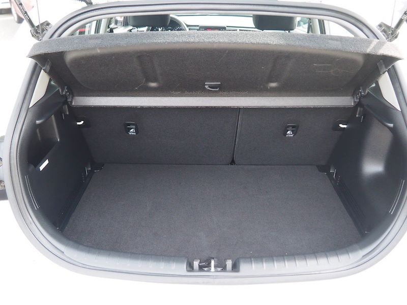 Kia Rio (2022) 1.0 T-GDI GPF Exclusive 74kW 6 - fotka 13 z 36