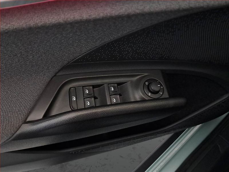 Škoda Enyaq (2023) iV 80 (82 kWh), SoH 97% - fotka 27 z 29