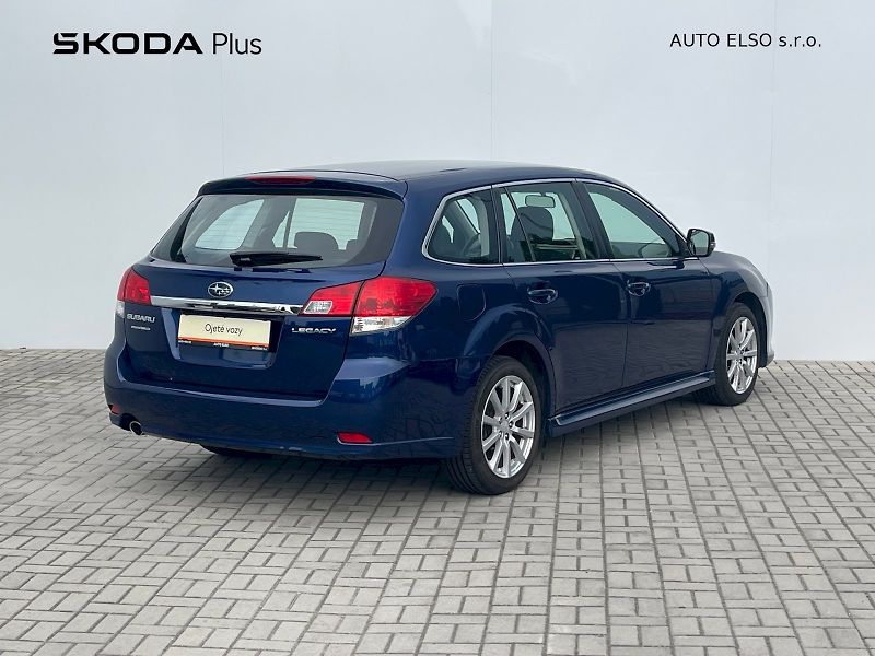 Subaru Legacy (2013) 2.5i / 123 kW 4x4 - fotka 2 z 30