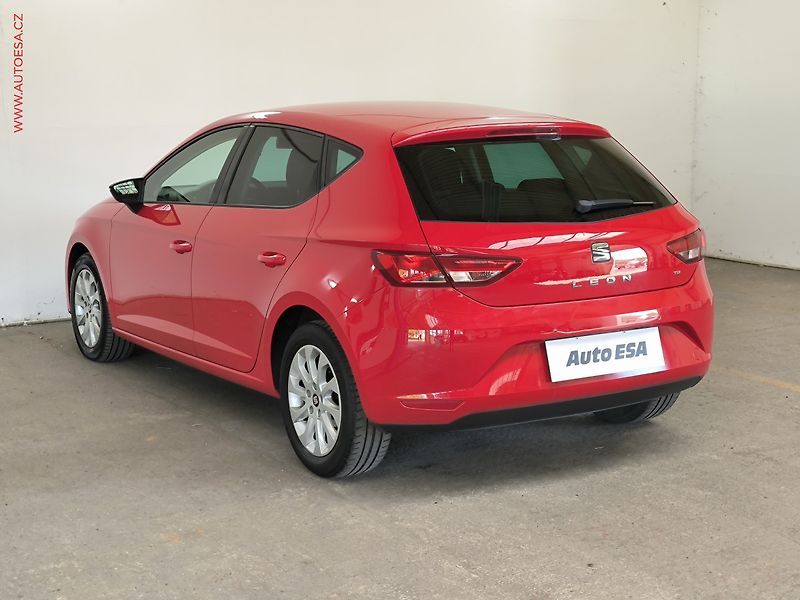 Seat Leon (2014) 1.6TDi, AC, park.čidla - fotka 4 z 17