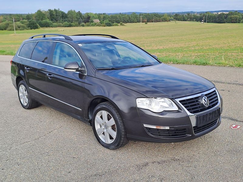 Volkswagen Passat (2006) 2.0 TDi  - fotka 2 z 32