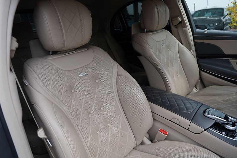 Mercedes-Benz Třídy S S560 4Matic V8 Designo/470PS - fotka 26 z 42