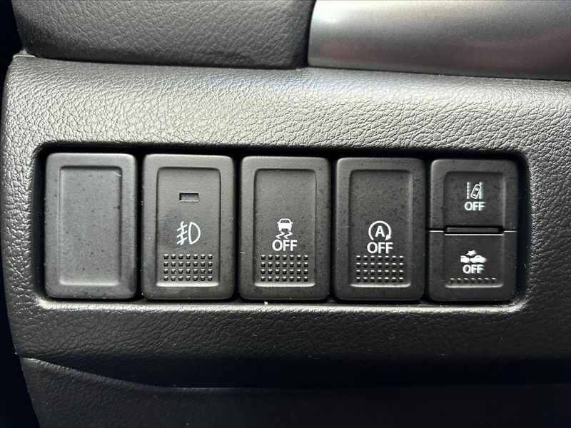 Suzuki Vitara 1,4 BoosterJet  Premium Hybrid - fotka 22 z 28