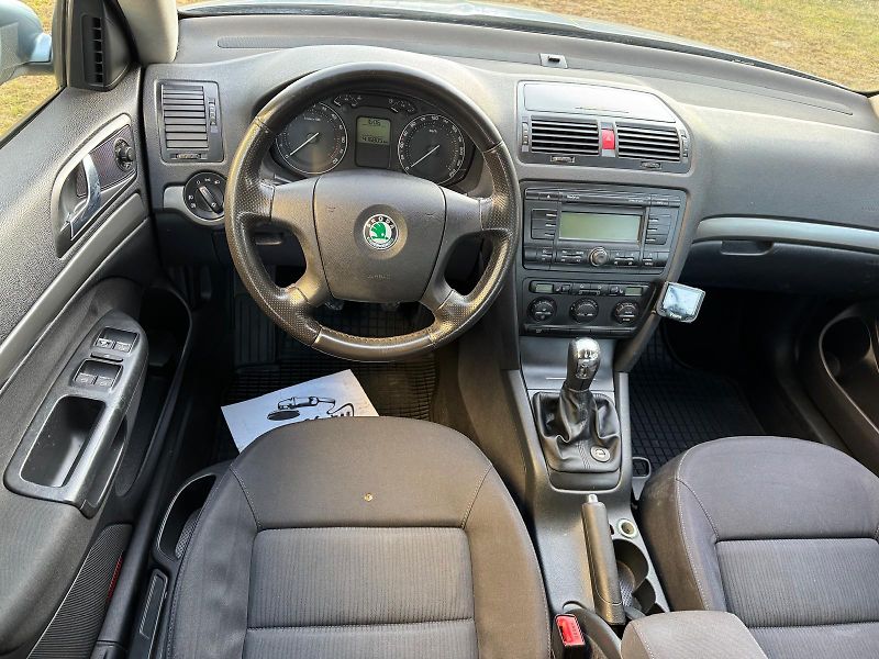 Škoda Octavia 1.9TDI,volat- 608 081 843 - fotka 11 z 12