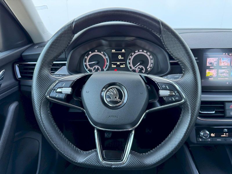 Škoda Kamiq (2022) 1.5 TSI 110kW Style - fotka 7 z 35