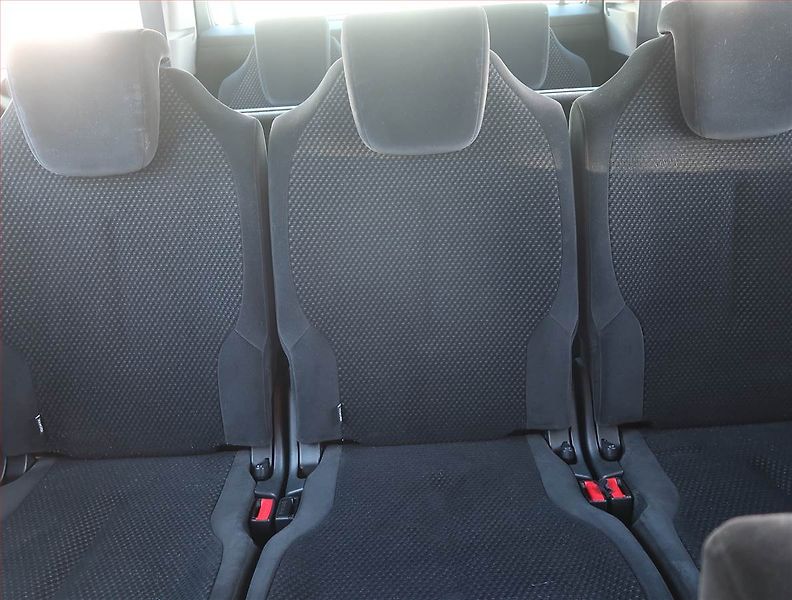 Citroën C4 Picasso (2008) 2.0 HDi 135, Automat, 7 míst - fotka 10 z 19