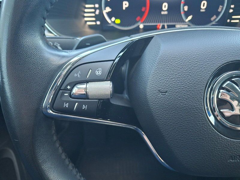 Škoda Superb (2023) Style DSG 1,5TSi 110kW - fotka 17 z 35