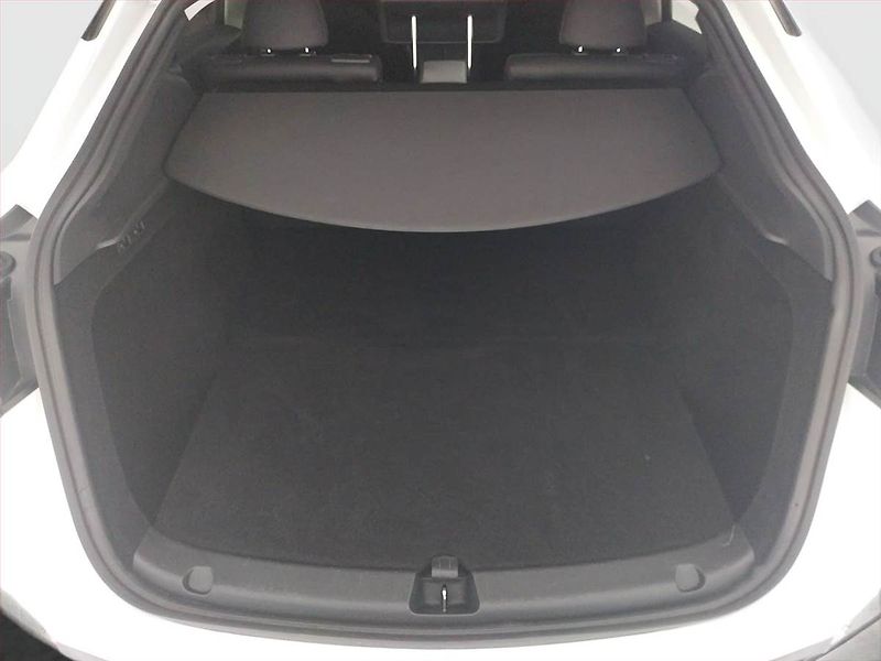 Tesla Model Y (2023) Long Range AWD 79kWh, SoH 91% - fotka 14 z 22